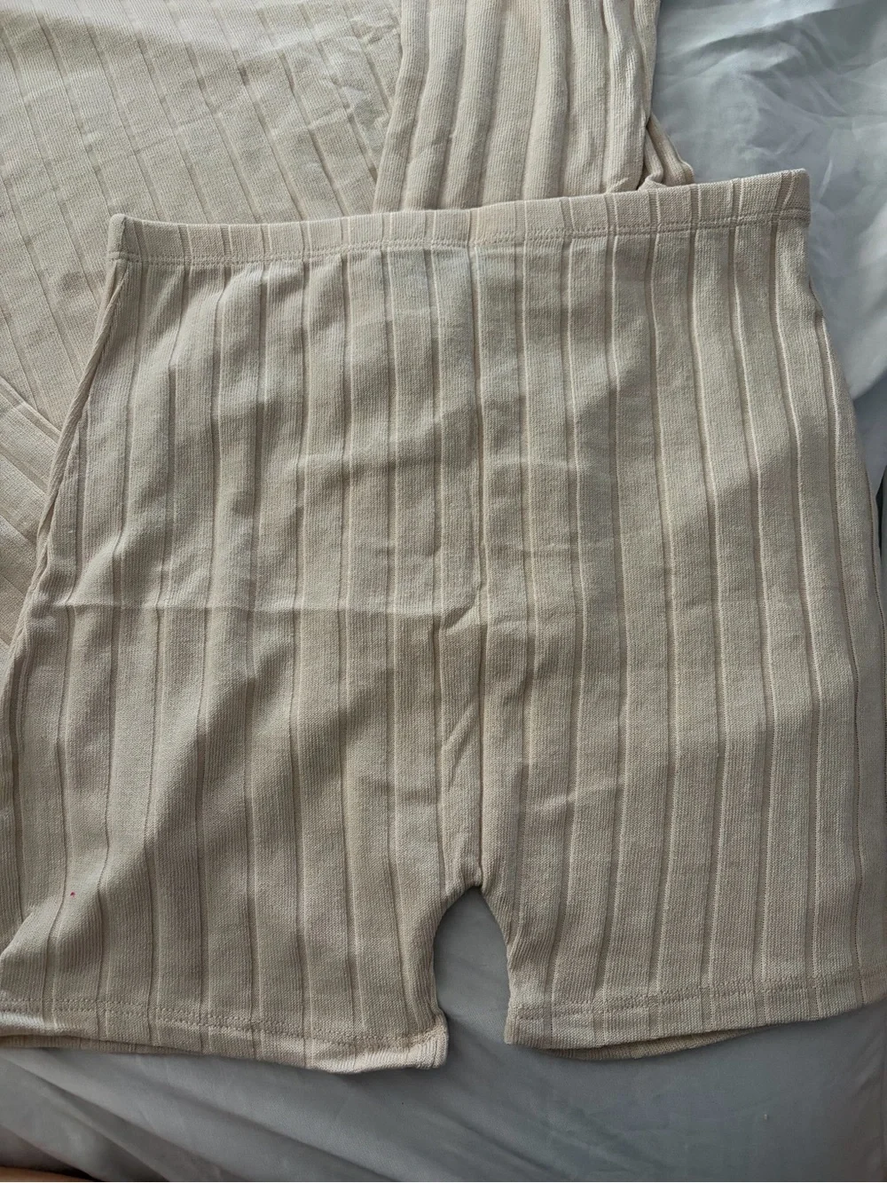 WinWin Boutique 3 Pack Ribbed Crop Top & Oatmeal Shorts Sets S, M, & L NWOT